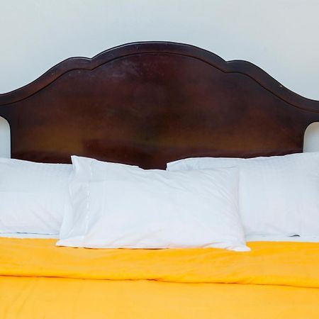 Windjammer International Cuisine & Comfort Inn Georgetown Kamer foto