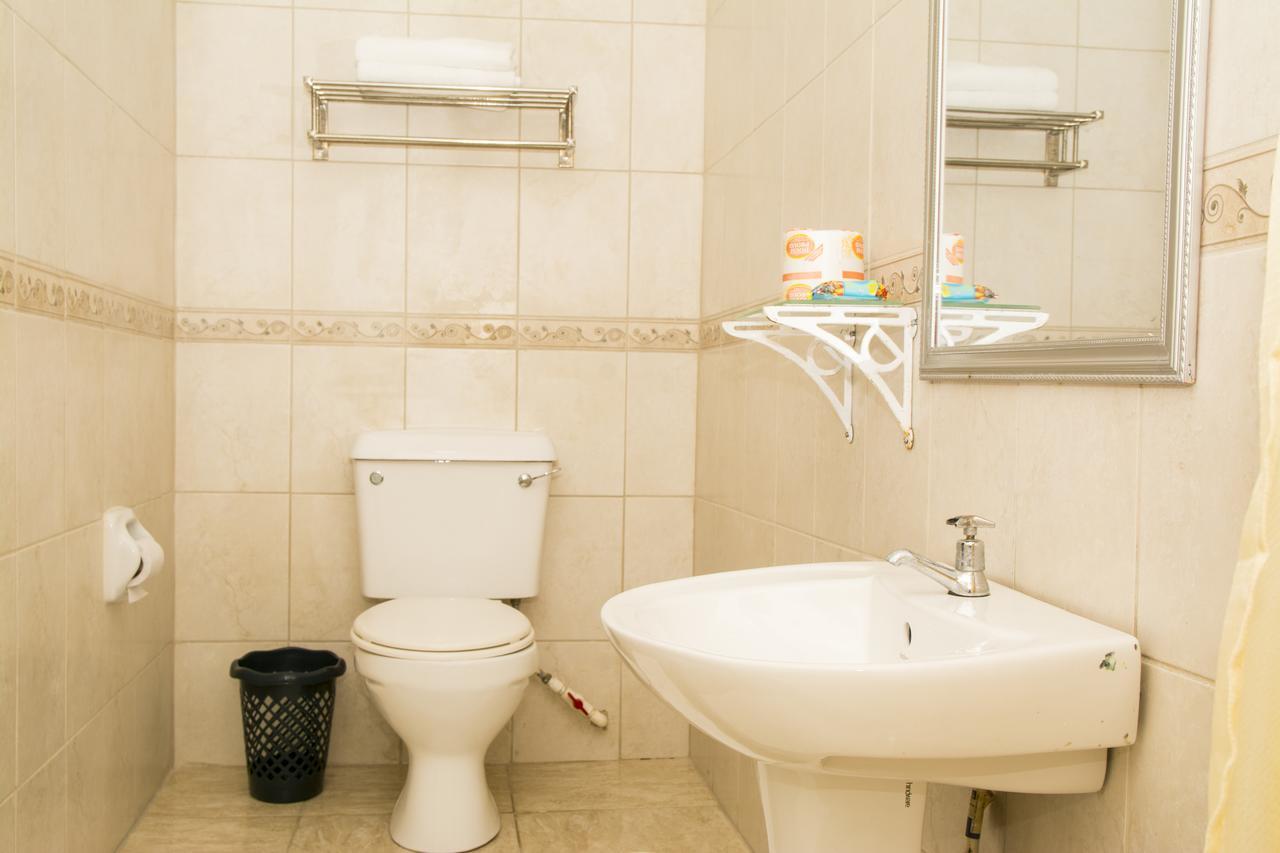 Windjammer International Cuisine & Comfort Inn Georgetown Buitenkant foto